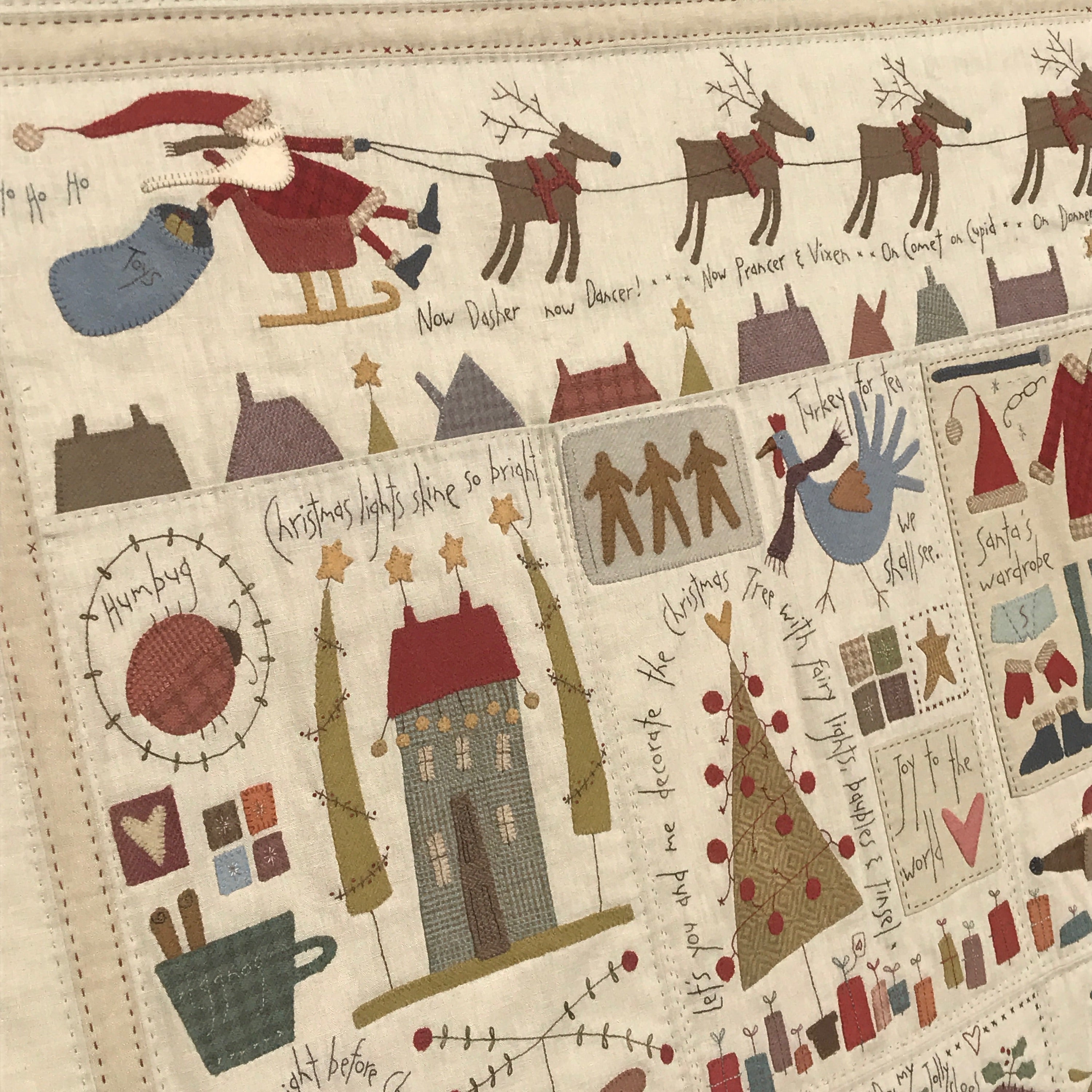 anni-downs-quilts-the-santa-the-tree-patron-quilt-no-l image 6