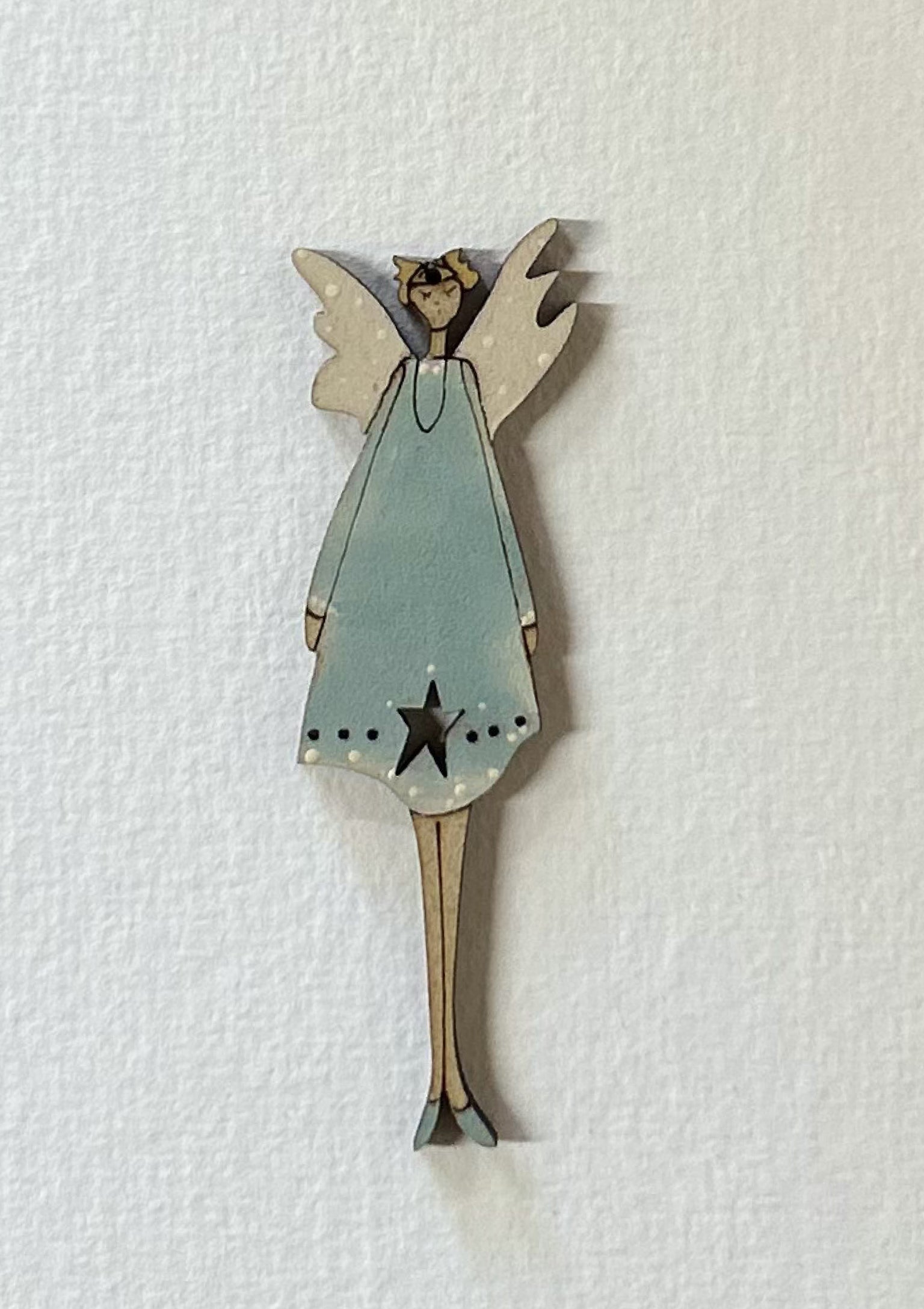 anni-downs-giftware-bouton-bois-star-angel-bleu-l-unit image 2