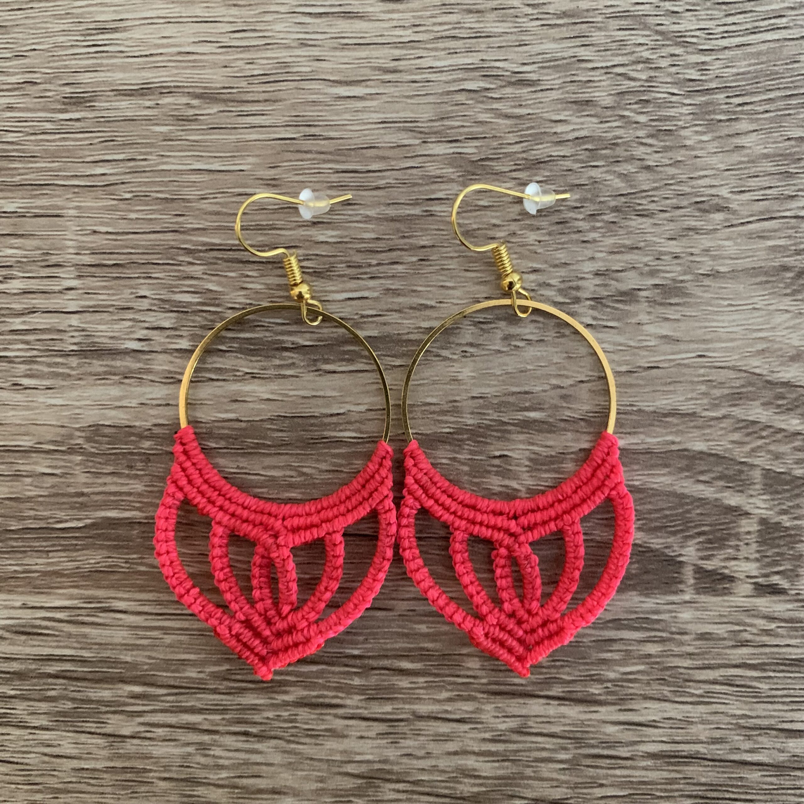atelier-n-caux-romy-boucles-d-oreilles-micro-macram-dor image 5