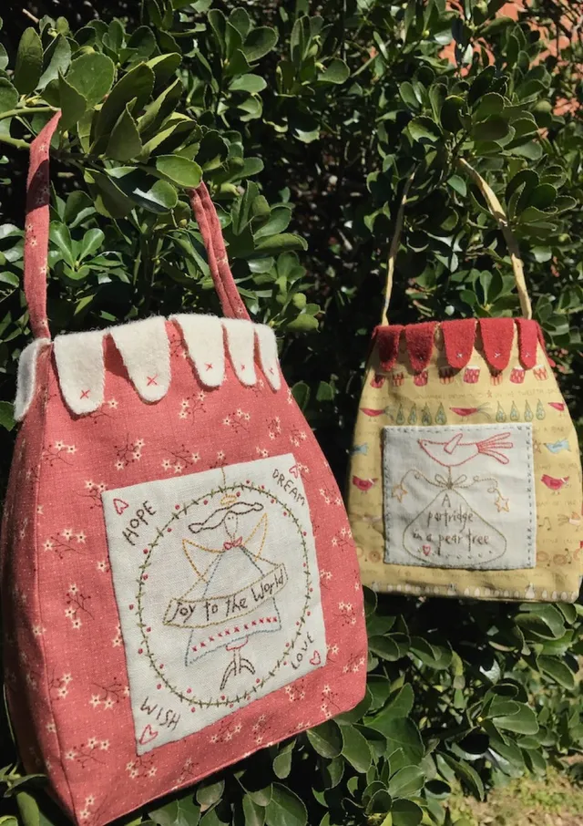 anni-downs-joy-of-christmas-patron-sac-no-l-tissu-feston image 1