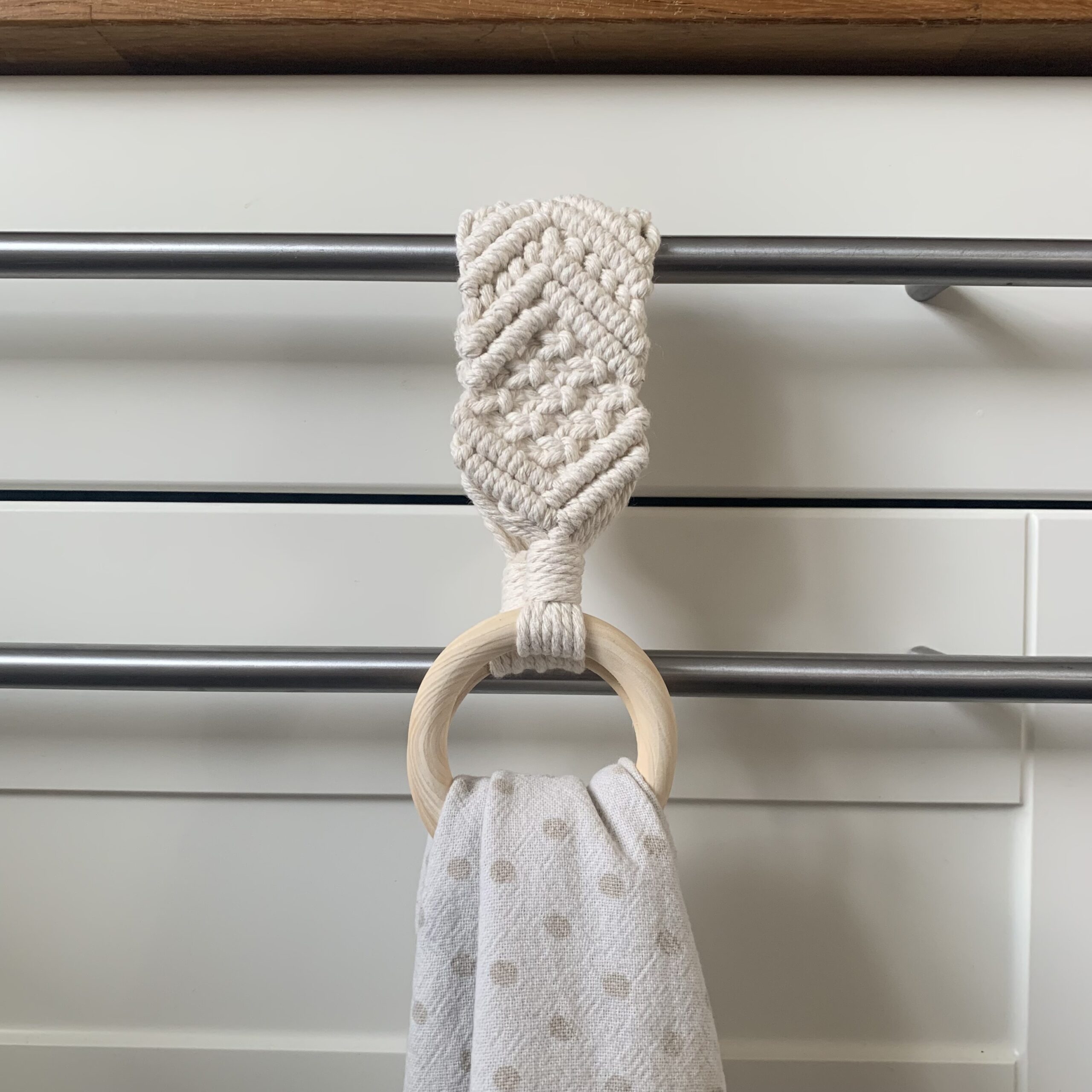 atelier-n-caux-porte-torchon-macram-beige-coton-cuisine image 2