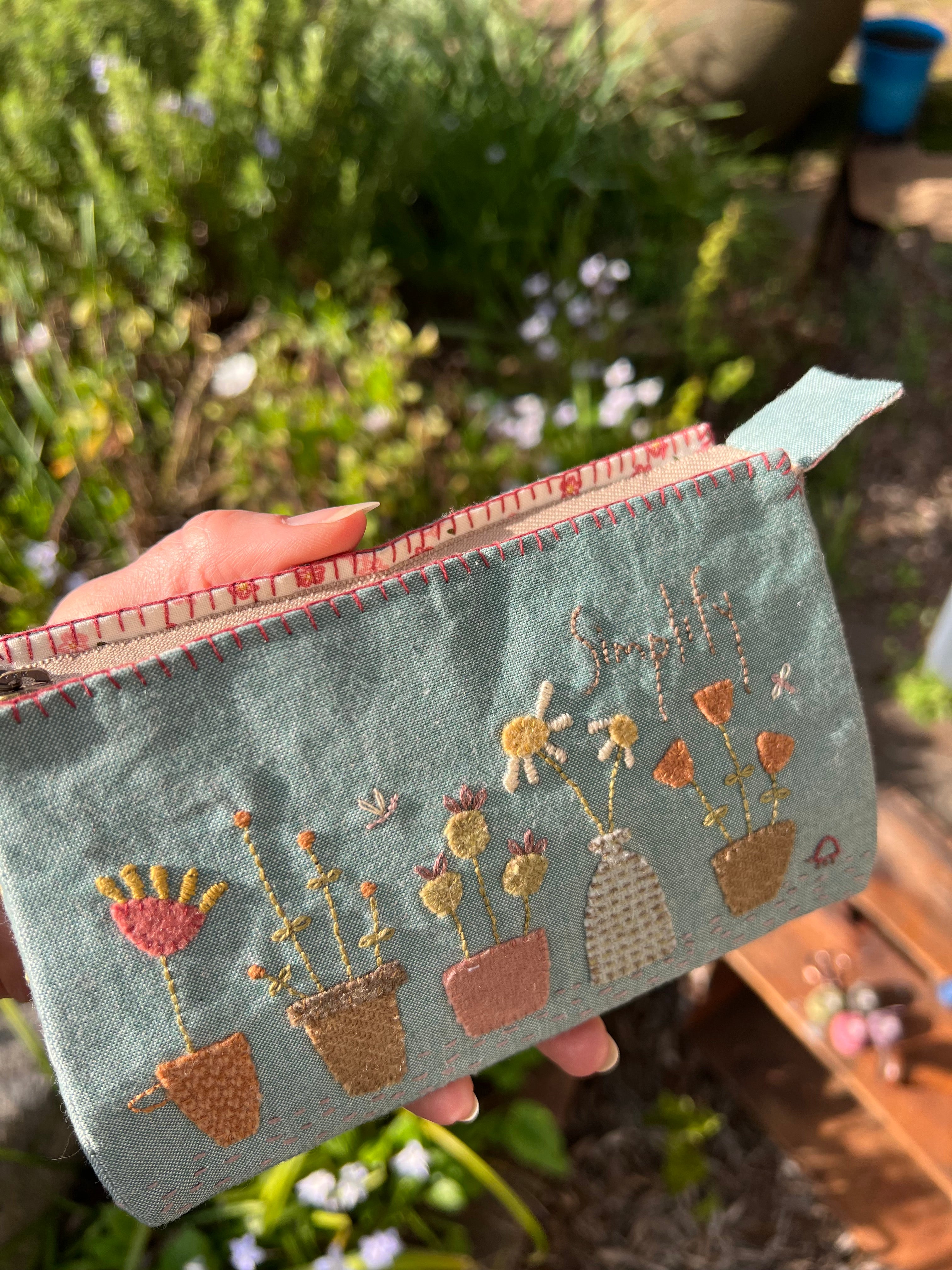 anni-downs-simplify-zippered-case-patron-trousse-zipp-e image 2