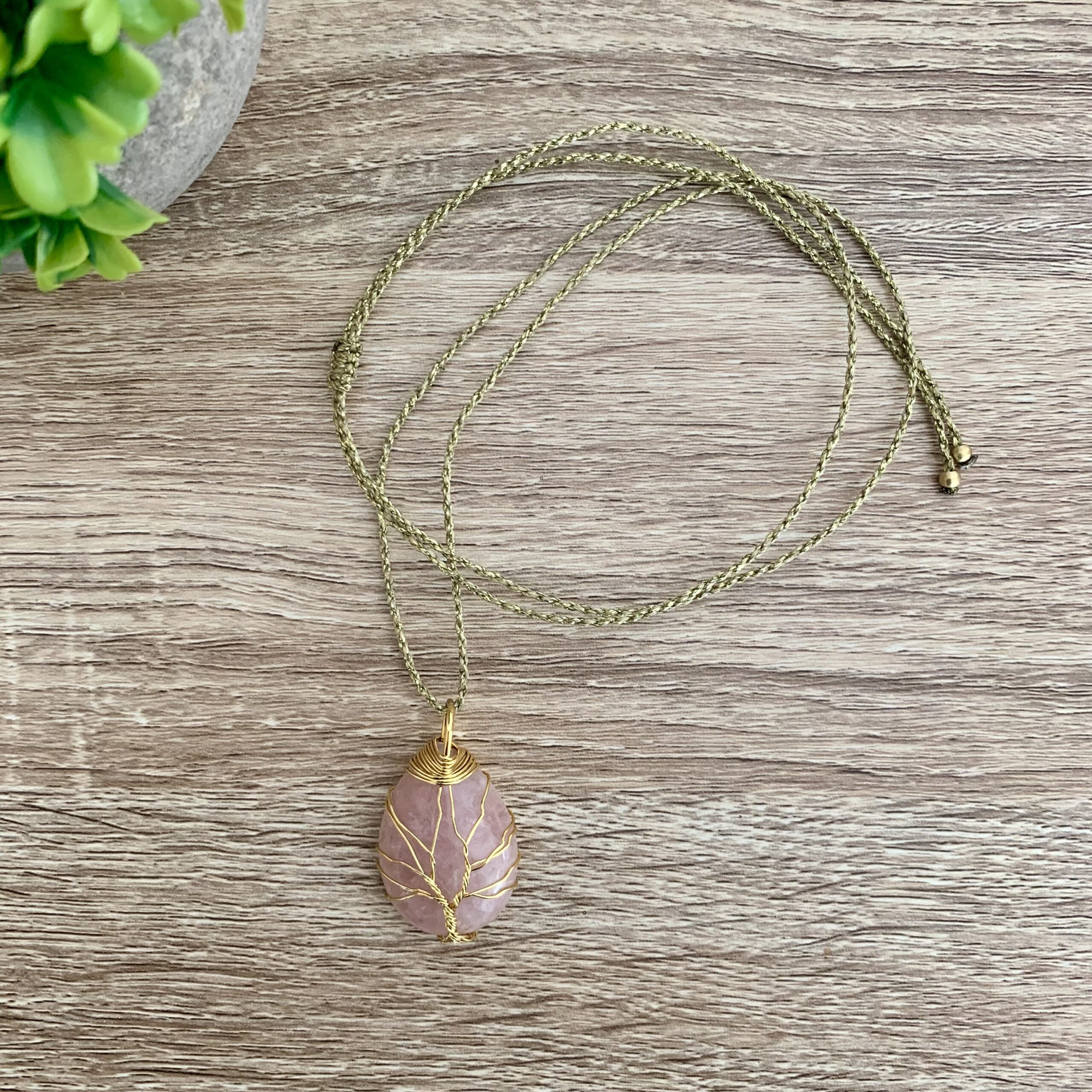 atelier-n-caux-bijoux-collier-micro-macram-pierre-naturelle-goutte-ajustable image 8