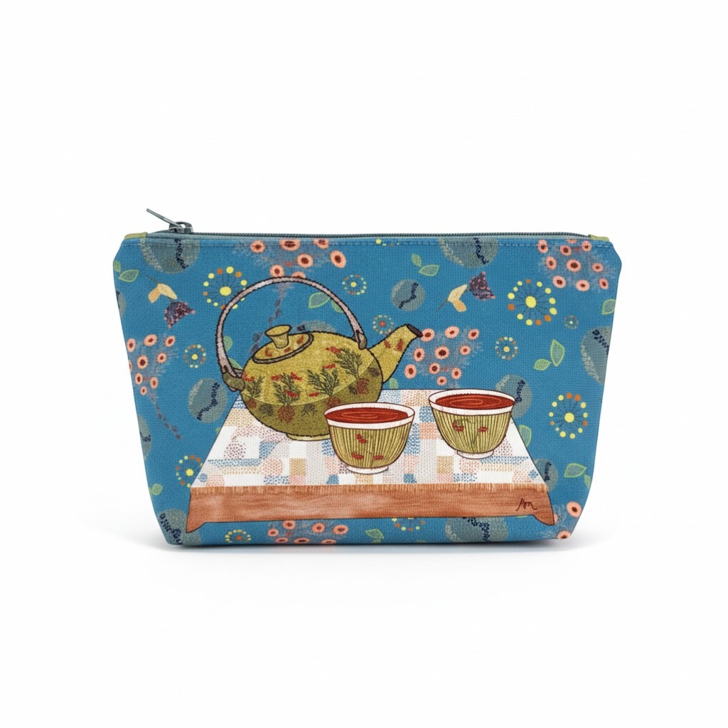 atelier-des-abcdaires-kit-trousse-maquillage-l-heure-du-th-bleu-velours image 1