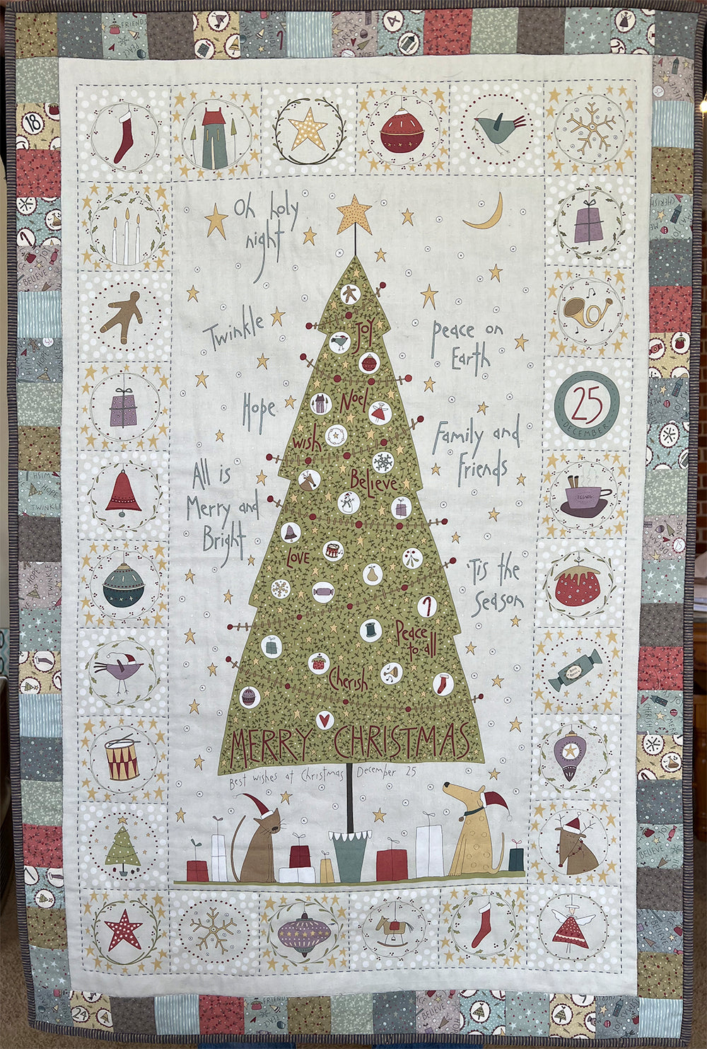 anni-downs-o-christmas-tree-d-coration-murale-kit image 2