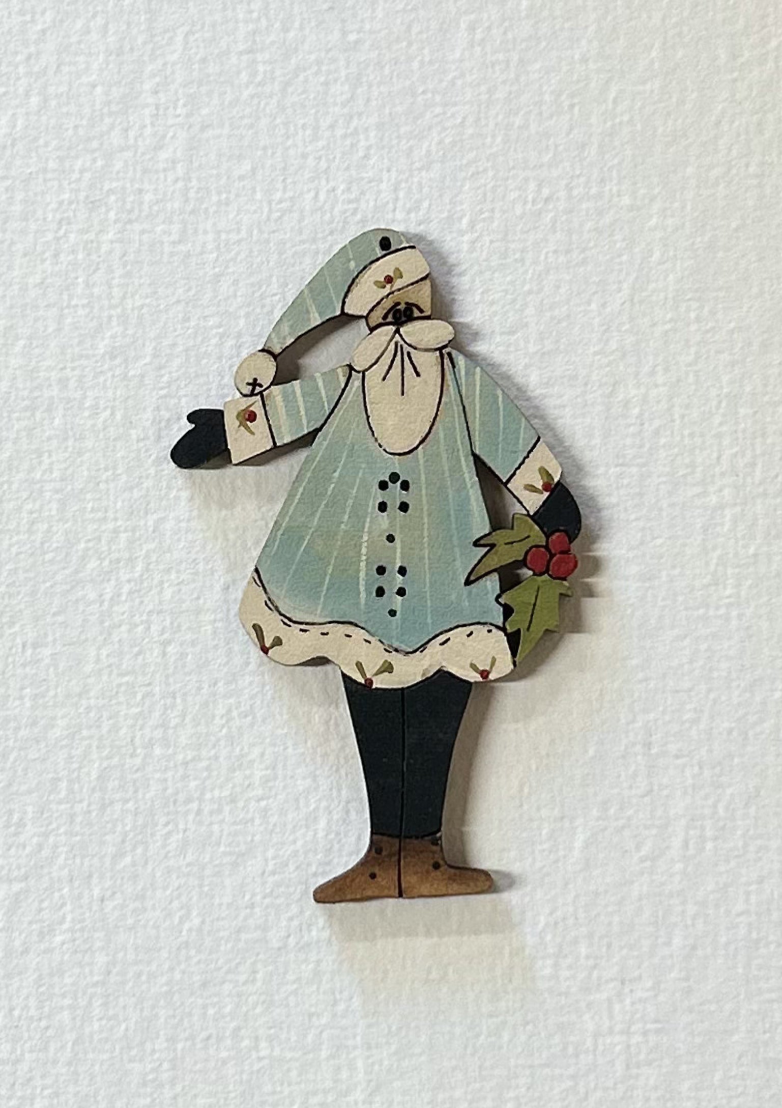 anni-downs-holly-santa-bouton-bois-rouge-peint-main image 4