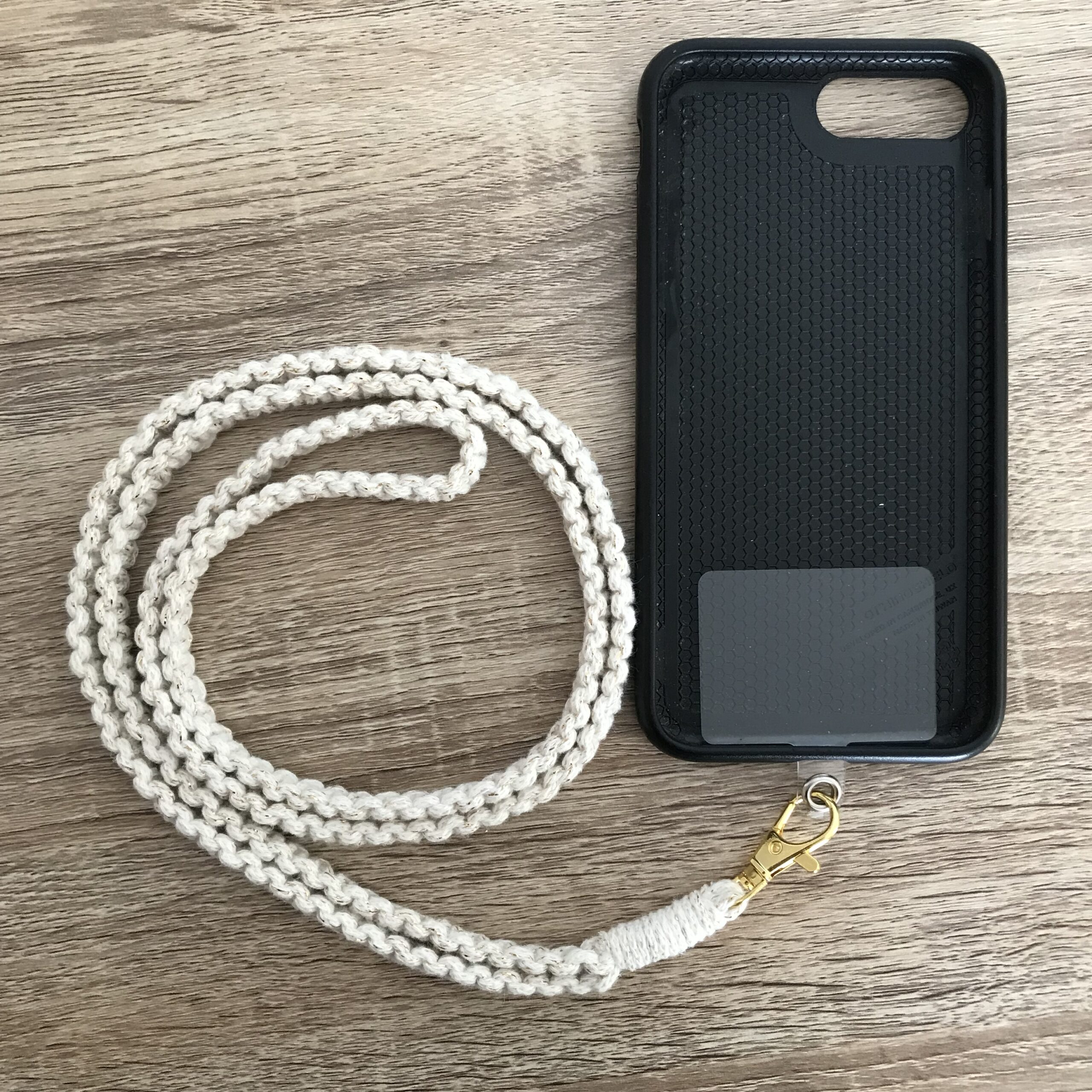 atelier-n-caux-cordon-t-l-phone-macram-coton-125-cm-adaptateur image 1
