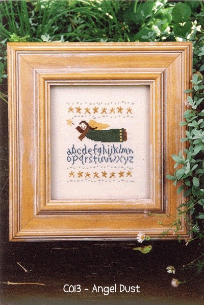 anni-downs-angel-dust-cross-stitch-patron-point-de-croix-ange image 2
