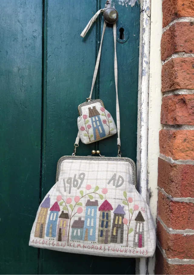 anni-downs-homespun-street-patron-sac-fermoir-et-porte-monnaie image 1