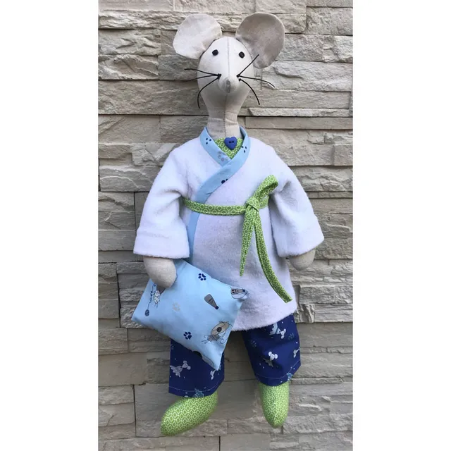 atelier-des-abcdaires-patron-poup-e-hortense-pyjama-party-50-cm image 1