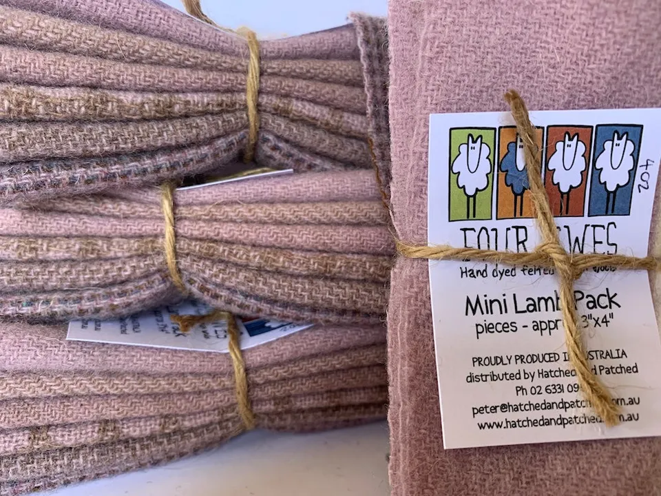 anni-downs-woven-wool-faded-violets-mini-lamb-pack-violet image 1