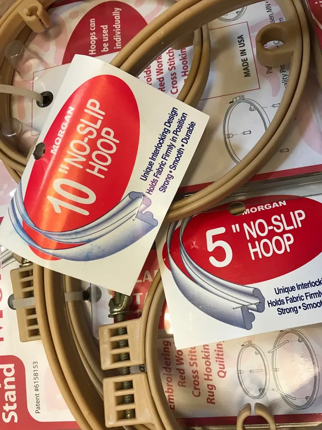 anni-downs-tools-no-slip-hoop-tambour-broderie-7-pouces image 1