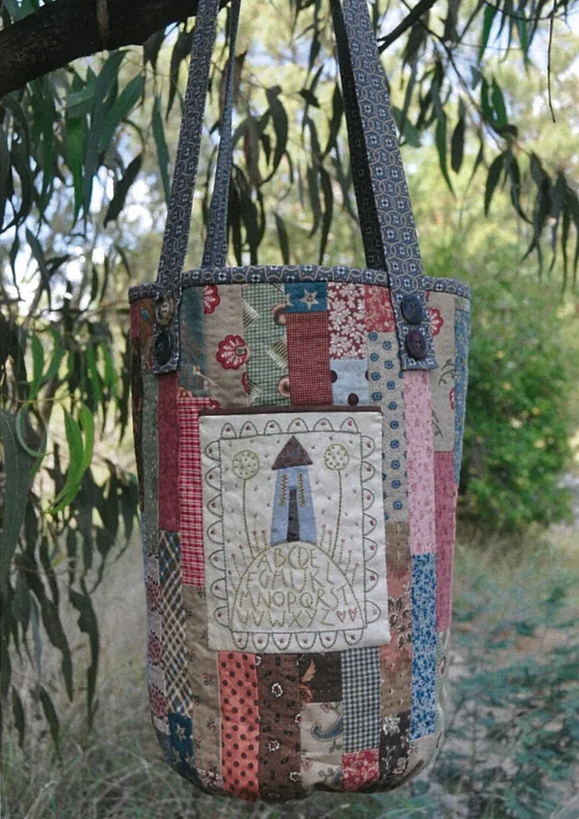 anni-downs-no-place-like-home-bag-sac-tissu-coudre image 1