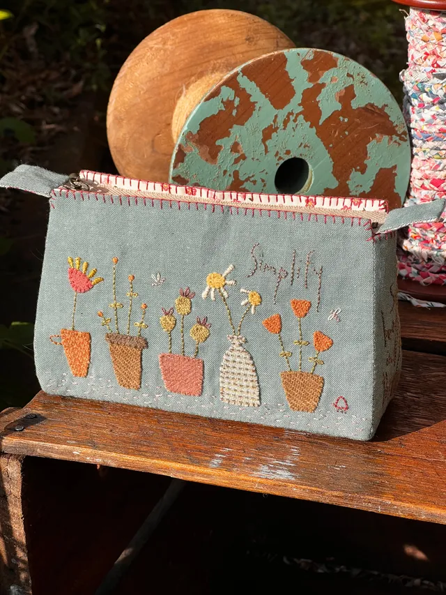 anni-downs-simplify-zippered-case-patron-trousse-zipp-e image 1