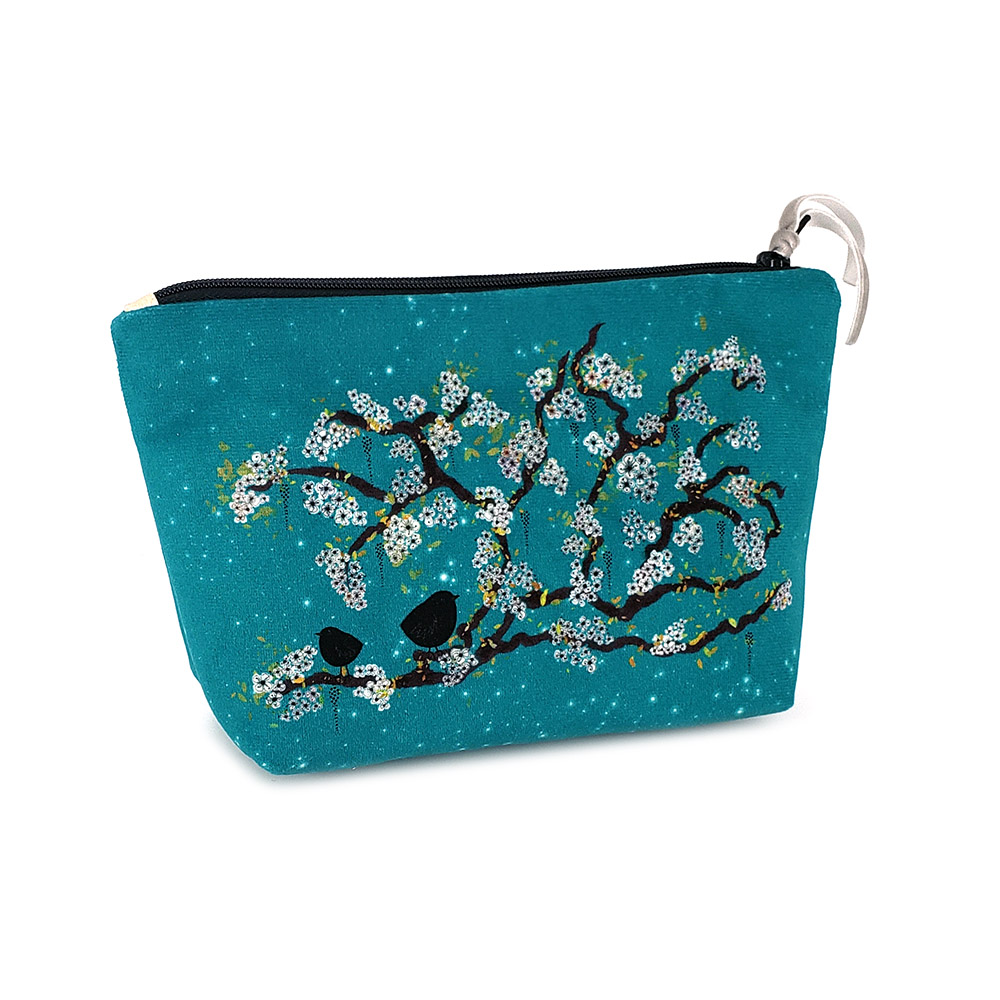 atelier-des-abcdaires-kit-couture-trousse-maquillage-oiseaux-jade-velours image 1