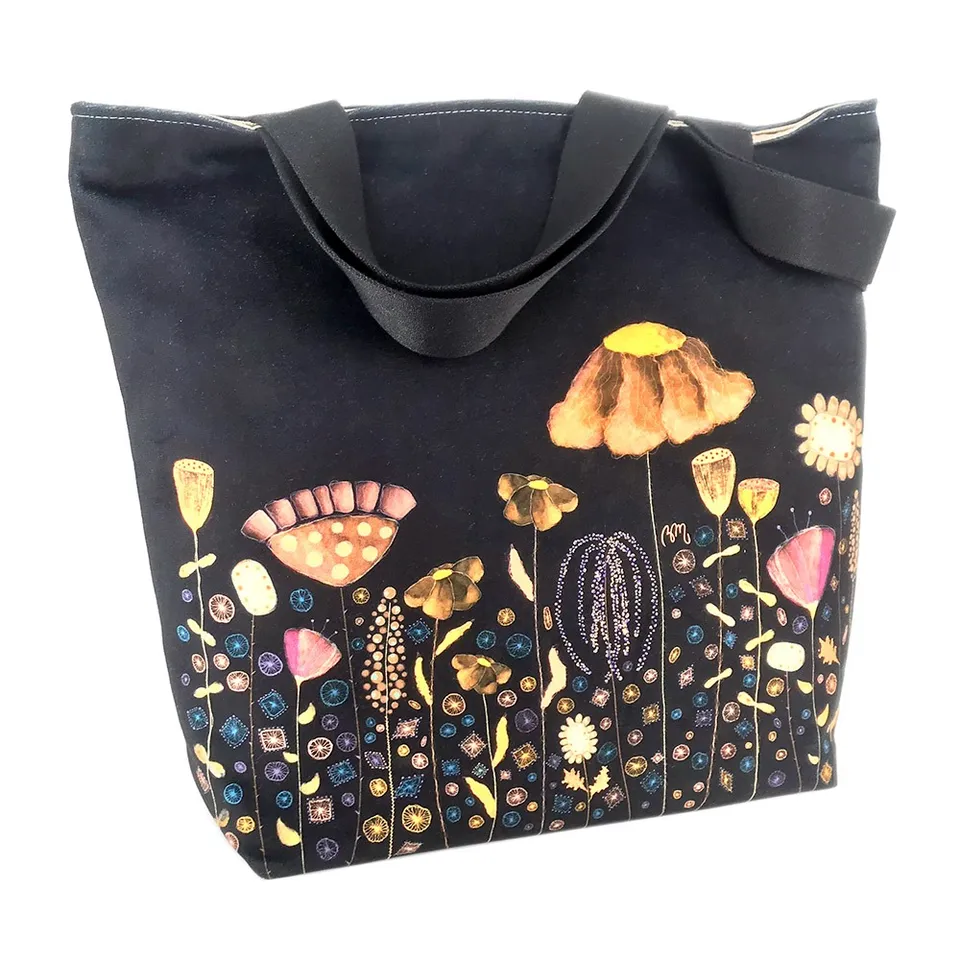 atelier-des-abcdaires-kit-couture-grand-sac-prairie-fleurie-noir-or image 1