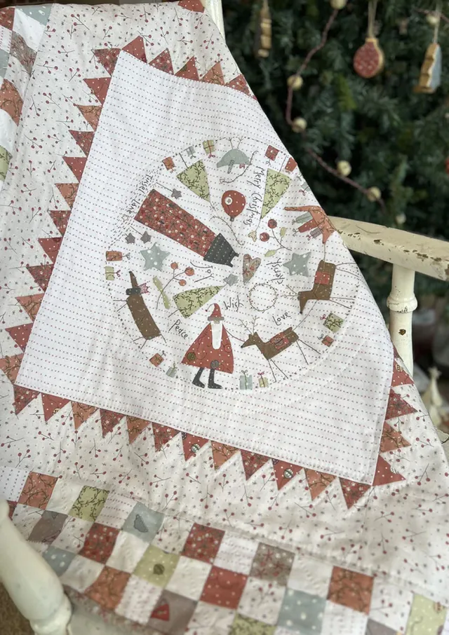 anni-downs-tinsel-lane-patron-patchwork-appliqu-90x90-cm image 1