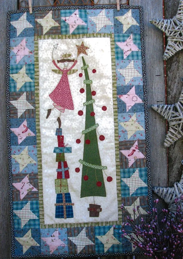 anni-downs-chloe-s-christmas-tree-kit-d-co-no-l-coudre image 1