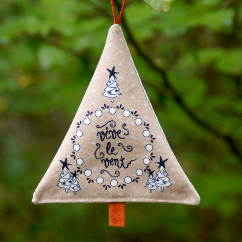 atelier-des-abcdaires-d-co-de-no-l-sapin-vive-le-vent-kraft-d-co-coudre-velours image 1