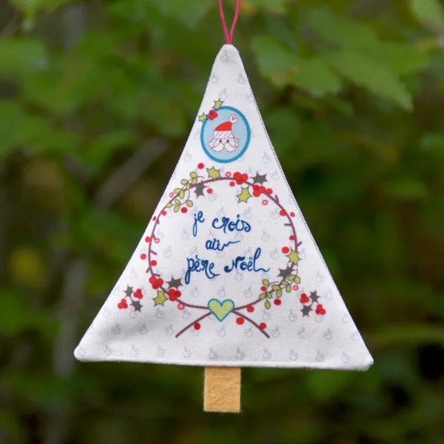 atelier-des-abcdaires-p-re-no-l-classique-sapin-d-co-coudre image 1