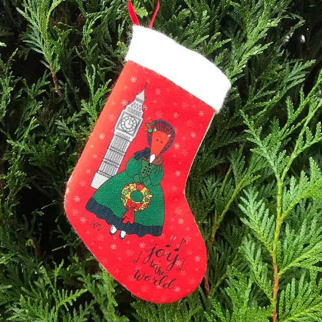 atelier-des-abcdaires-d-co-no-l-botte-madame-renard-rouge-velours image 1