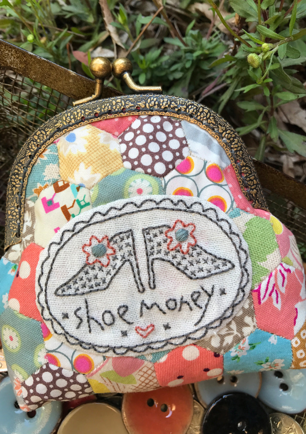 anni-downs-bags-shoe-money-purse-patron-porte-monnaie-hexagones image 1
