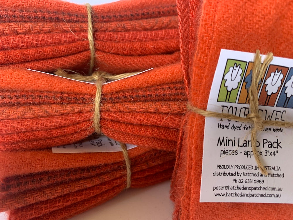 anni-downs-woven-wool-fast-red-mini-coupon-laine-rouge-x6 image 1