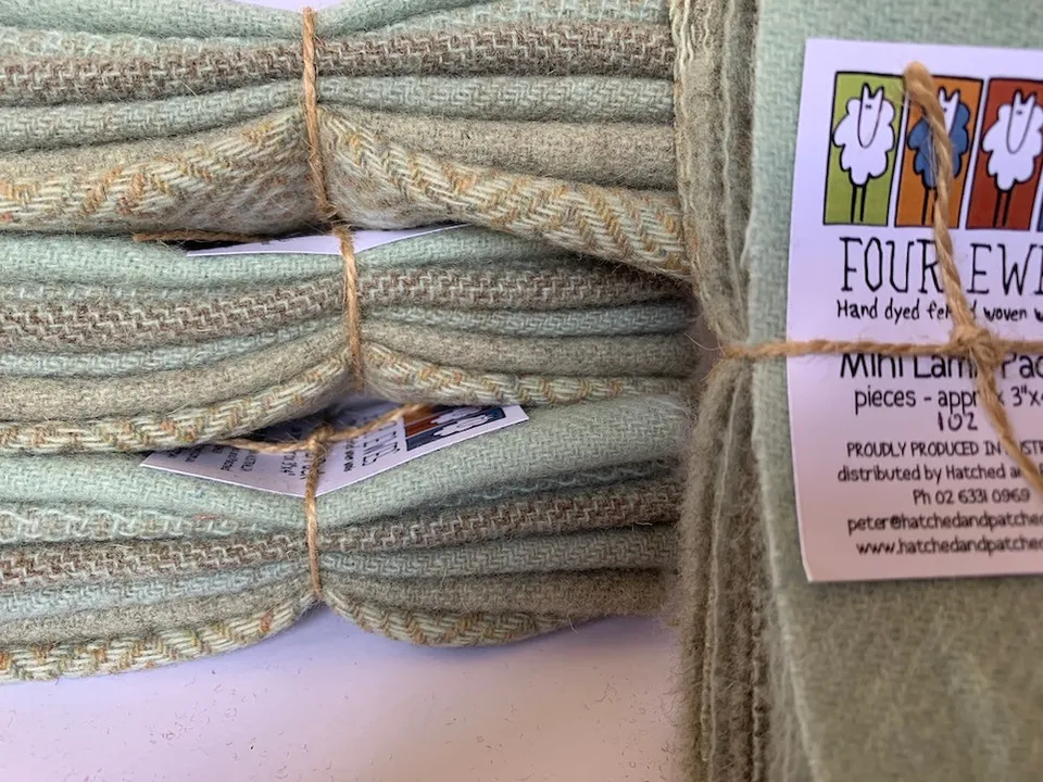 anni-downs-woven-wool-faded-overalls-lot-laine-bleue-6-pi-ces image 1