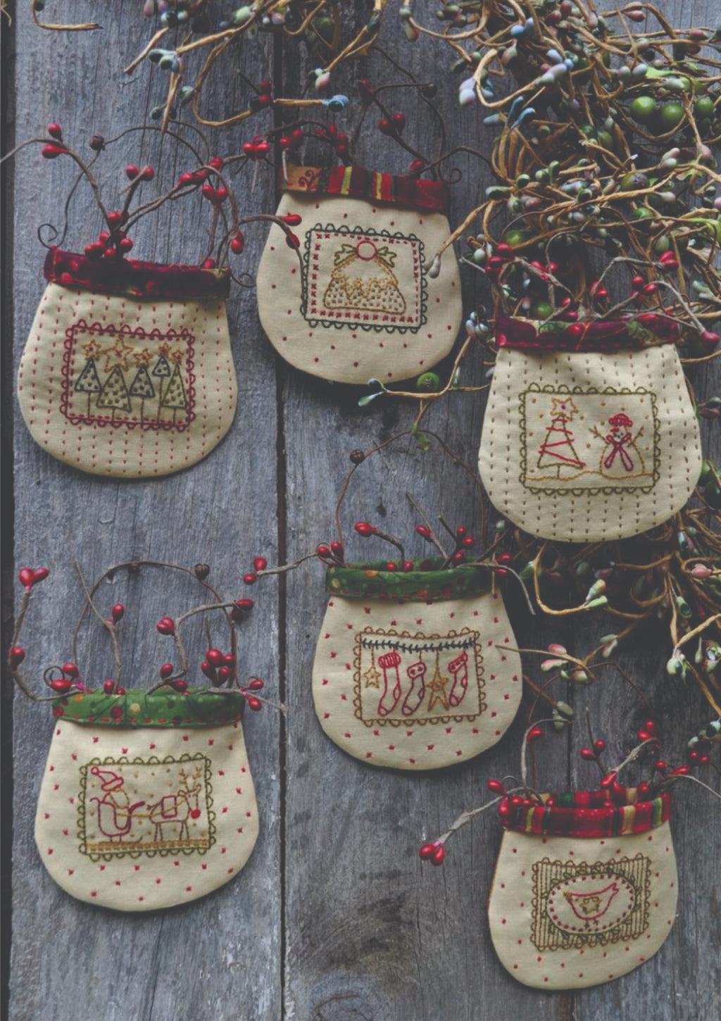 anni-downs-christmas-stamp-pockets-patron-no-l image 1