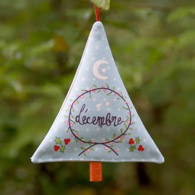 atelier-des-abcdaires-d-cembre-scandinave-sapin-d-co-no-l image 1