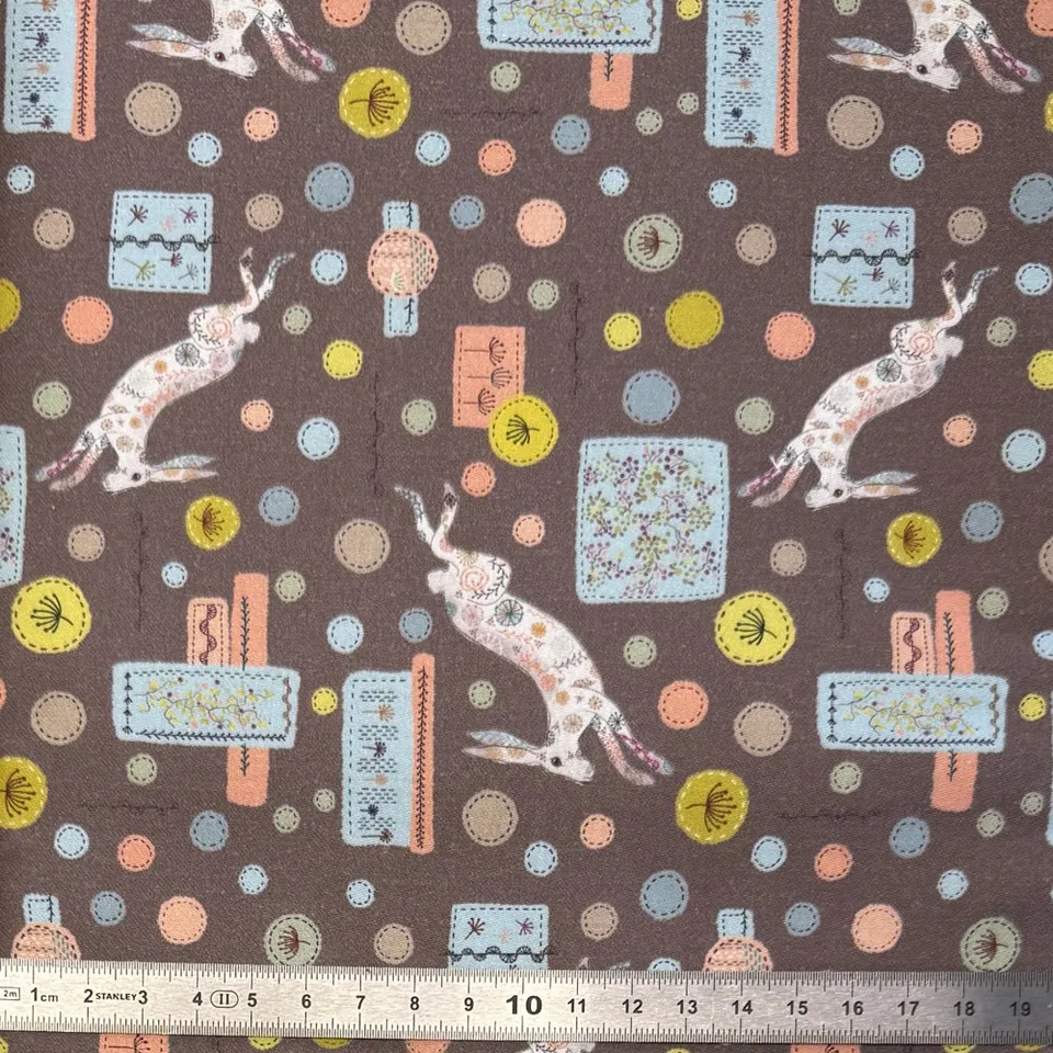 atelier-des-abcdaires-mab-o-lapins-brun-satin-de-coton-oeko-tex image 1
