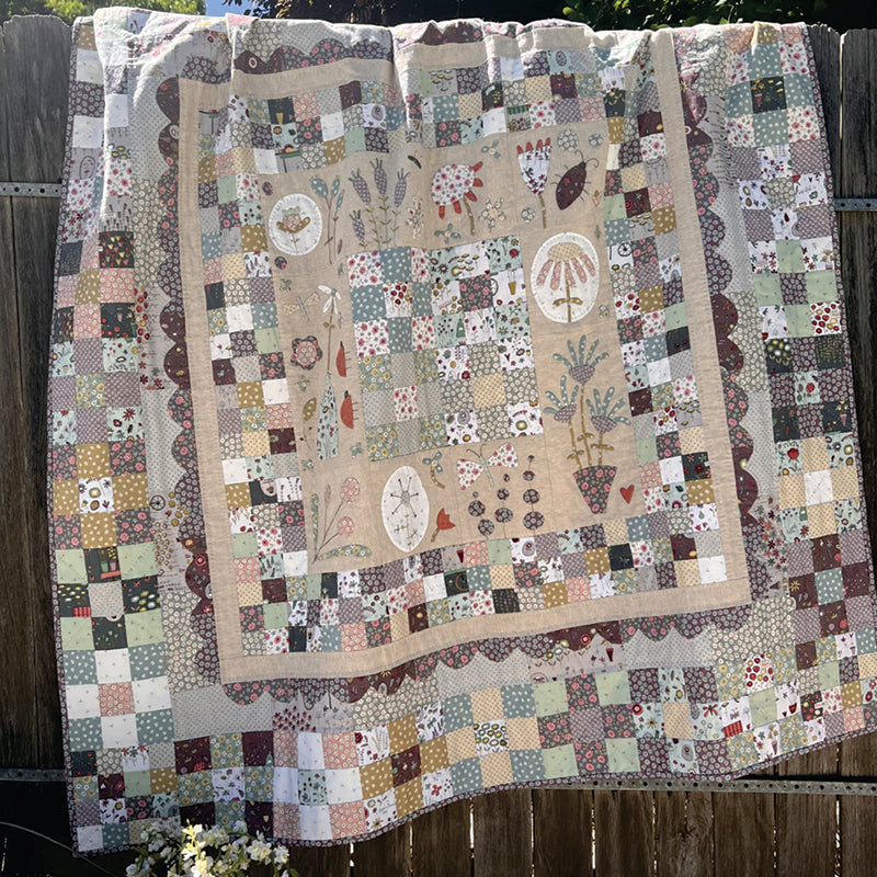anni-downs-quilts-where-wildflowers-grow-patron-quilt-fleurs-pattern image 2