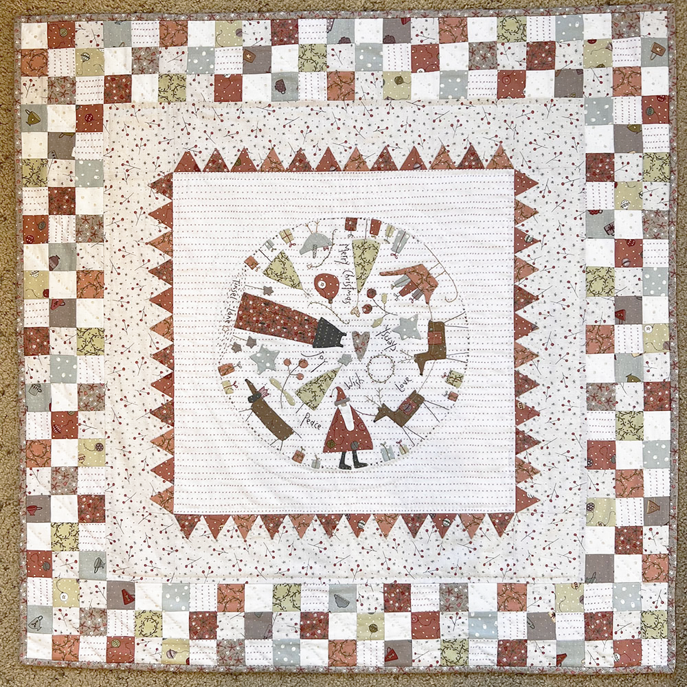anni-downs-tinsel-lane-patron-patchwork-appliqu-90x90-cm image 2