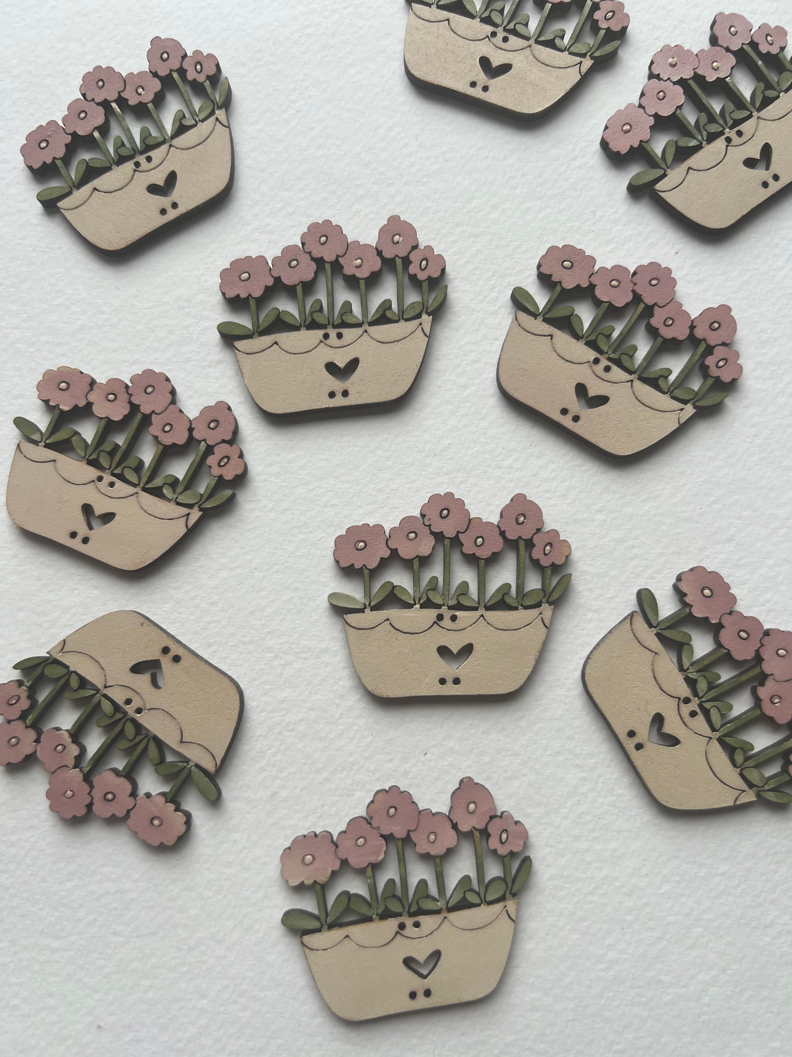 anni-downs-giftware-oblong-pot-flowers-bouton-bois-pastel image 8