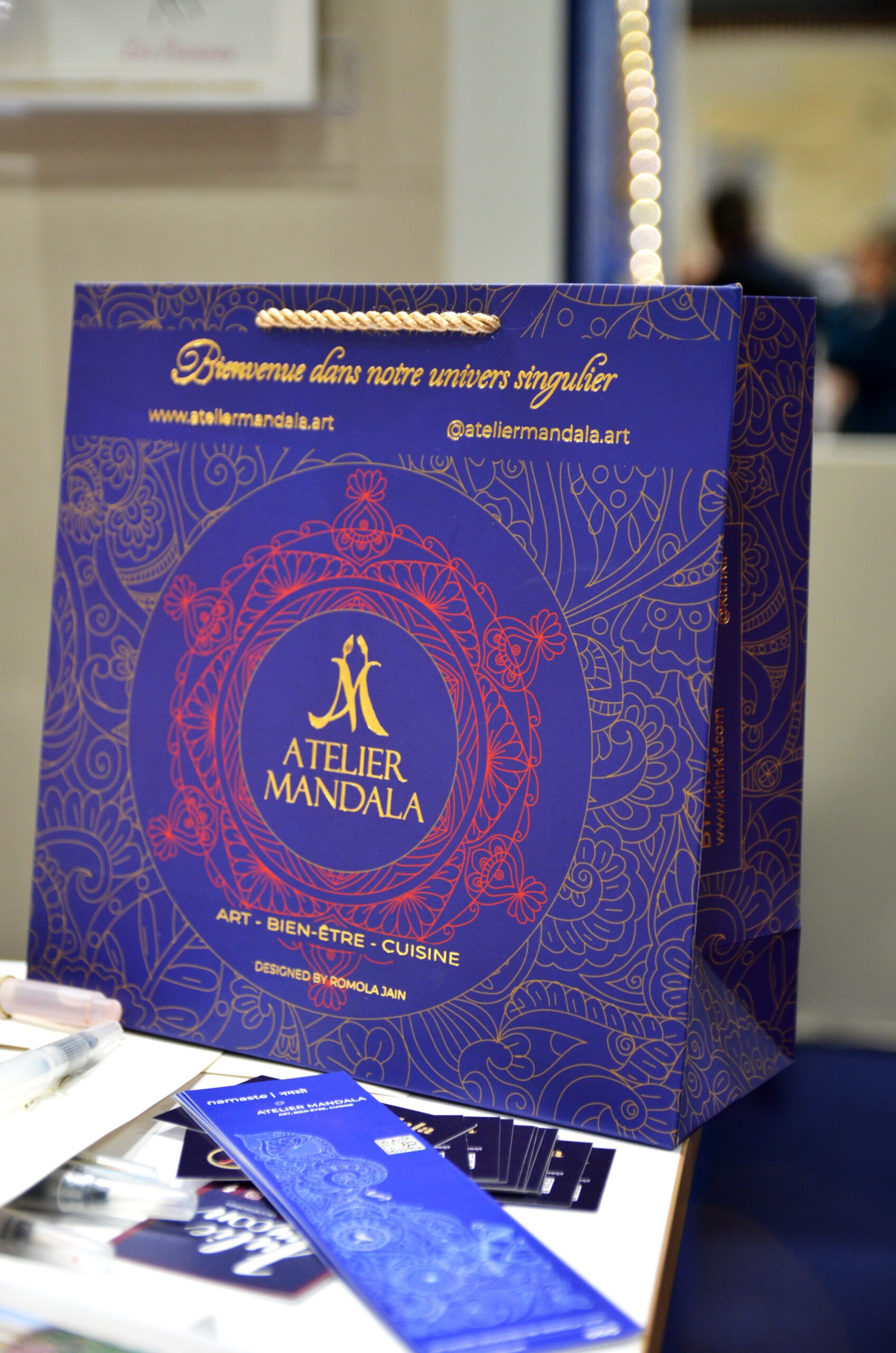 atelier-mandala-sac-cadeau-dition-limit-e-dor-mandala image 1
