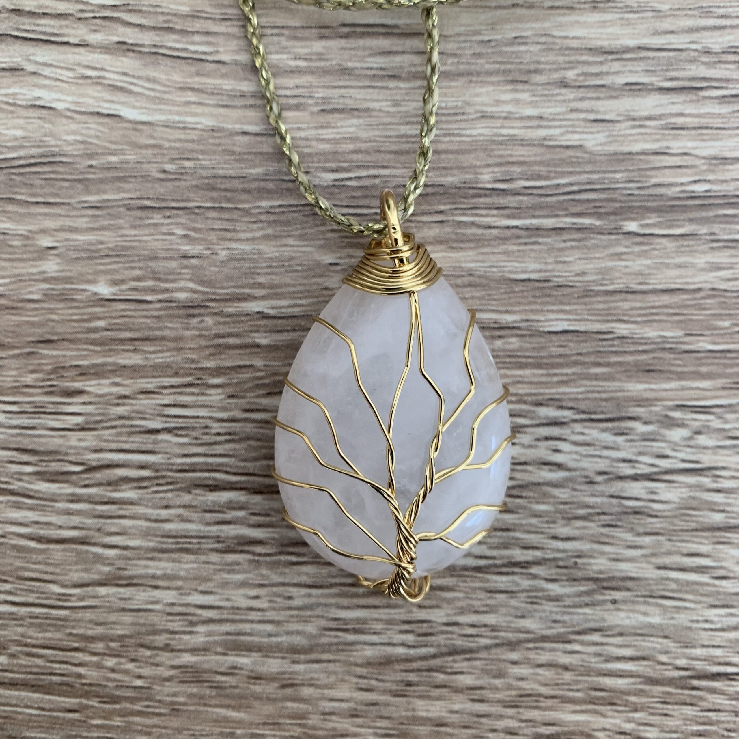 atelier-n-caux-bijoux-collier-micro-macram-pierre-naturelle-goutte-ajustable image 5