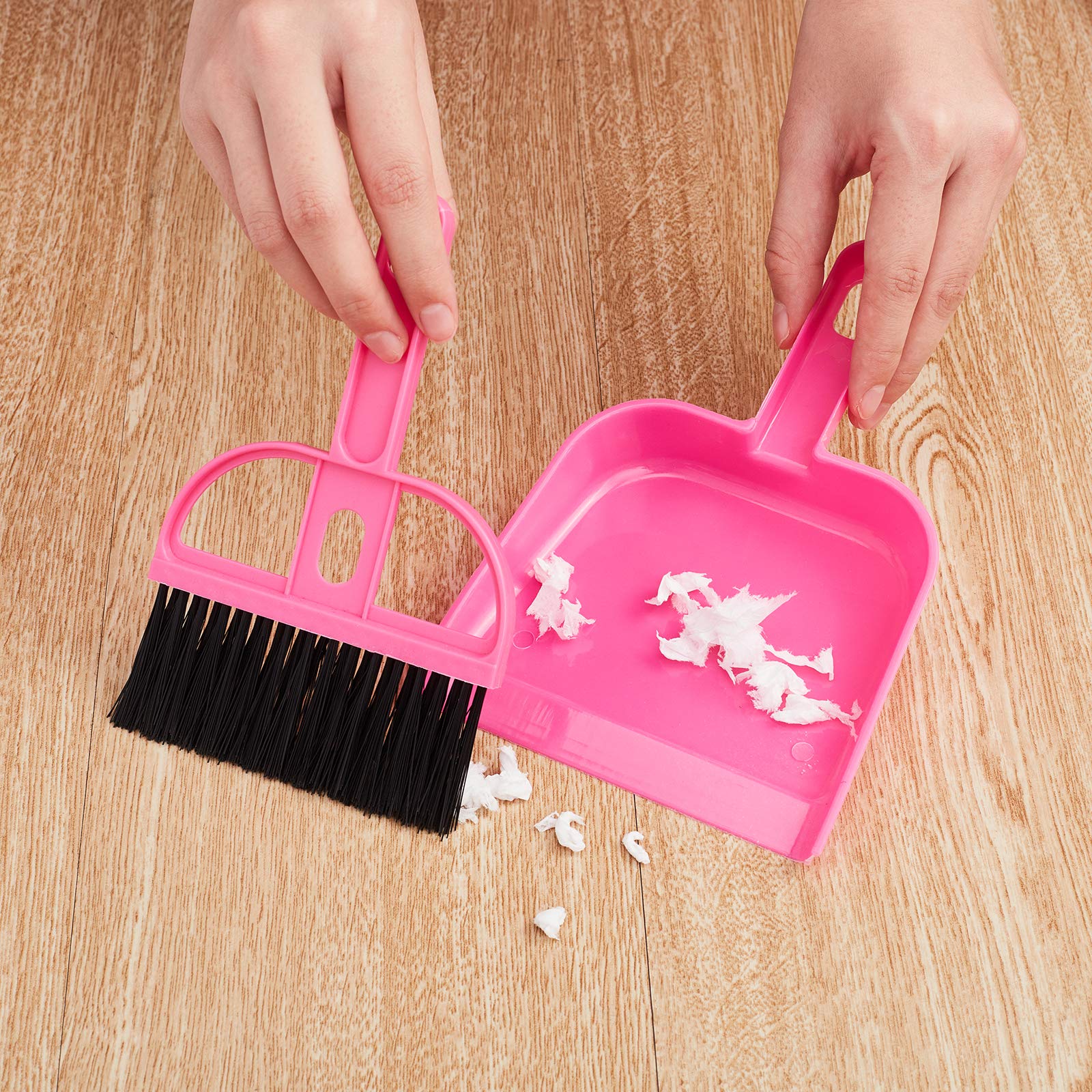 ahandmaker-pet-toilette-lapin-triangle-rose-avec-pelle image 5